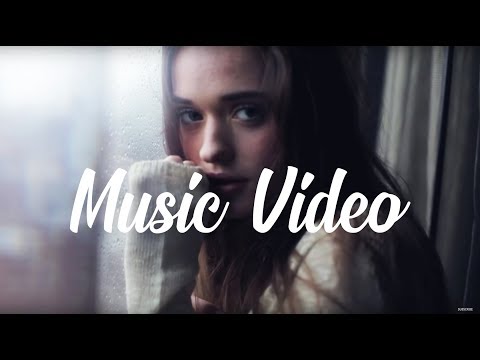 Lalo Project feat Aelyn - Listen to me, Looking at me MUSIC VIDEO