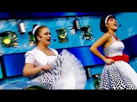 Зарубежные хиты vs Украинские народные песни